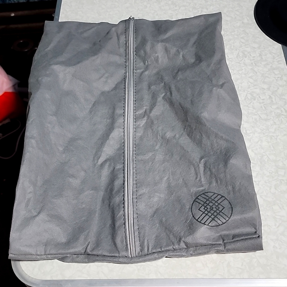 Dust Bag EUC